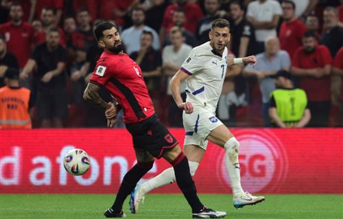 Douglas Luiz Betting Guide: Tips and Insights